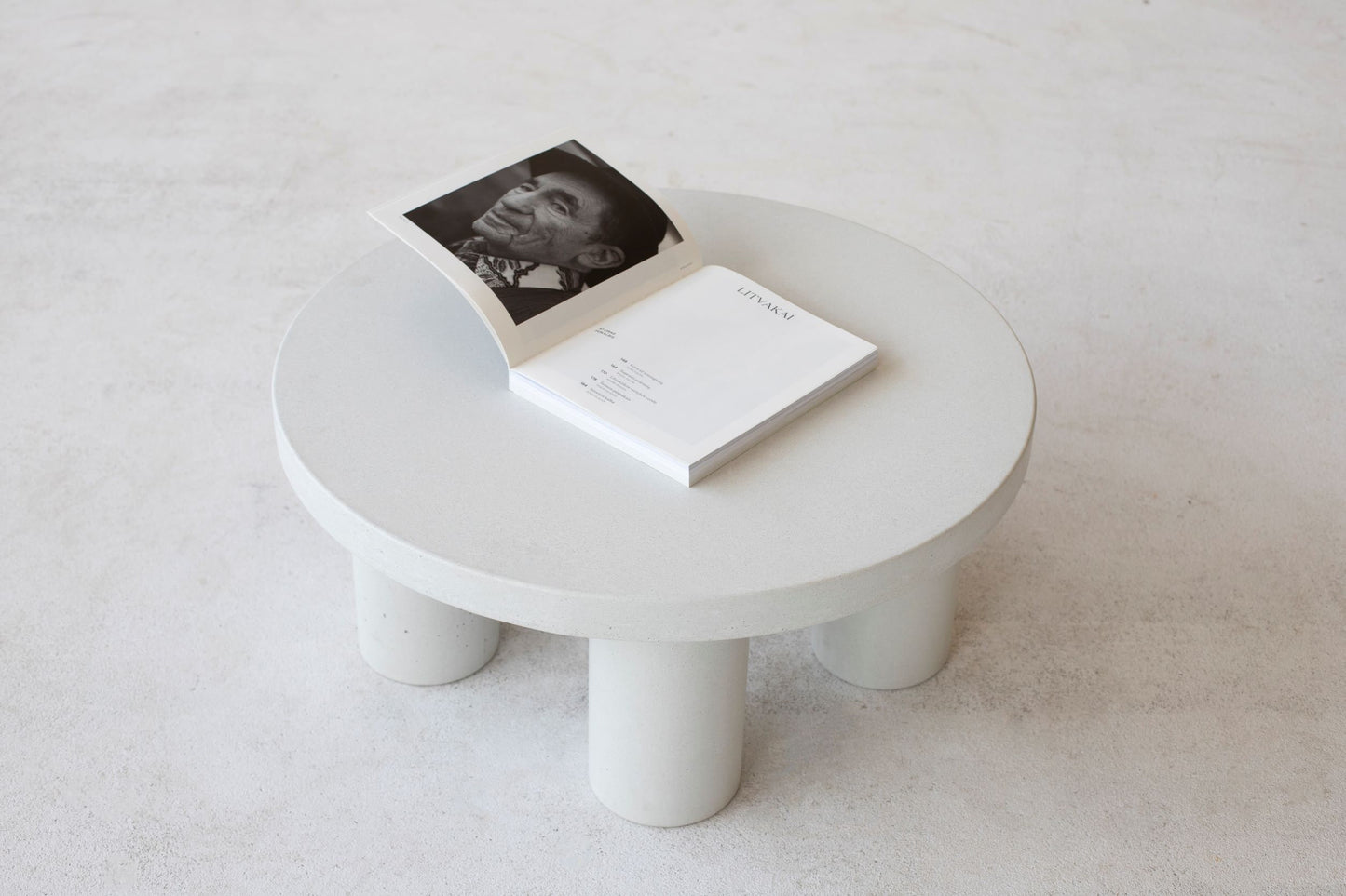 Concrete coffee table - betono.lt