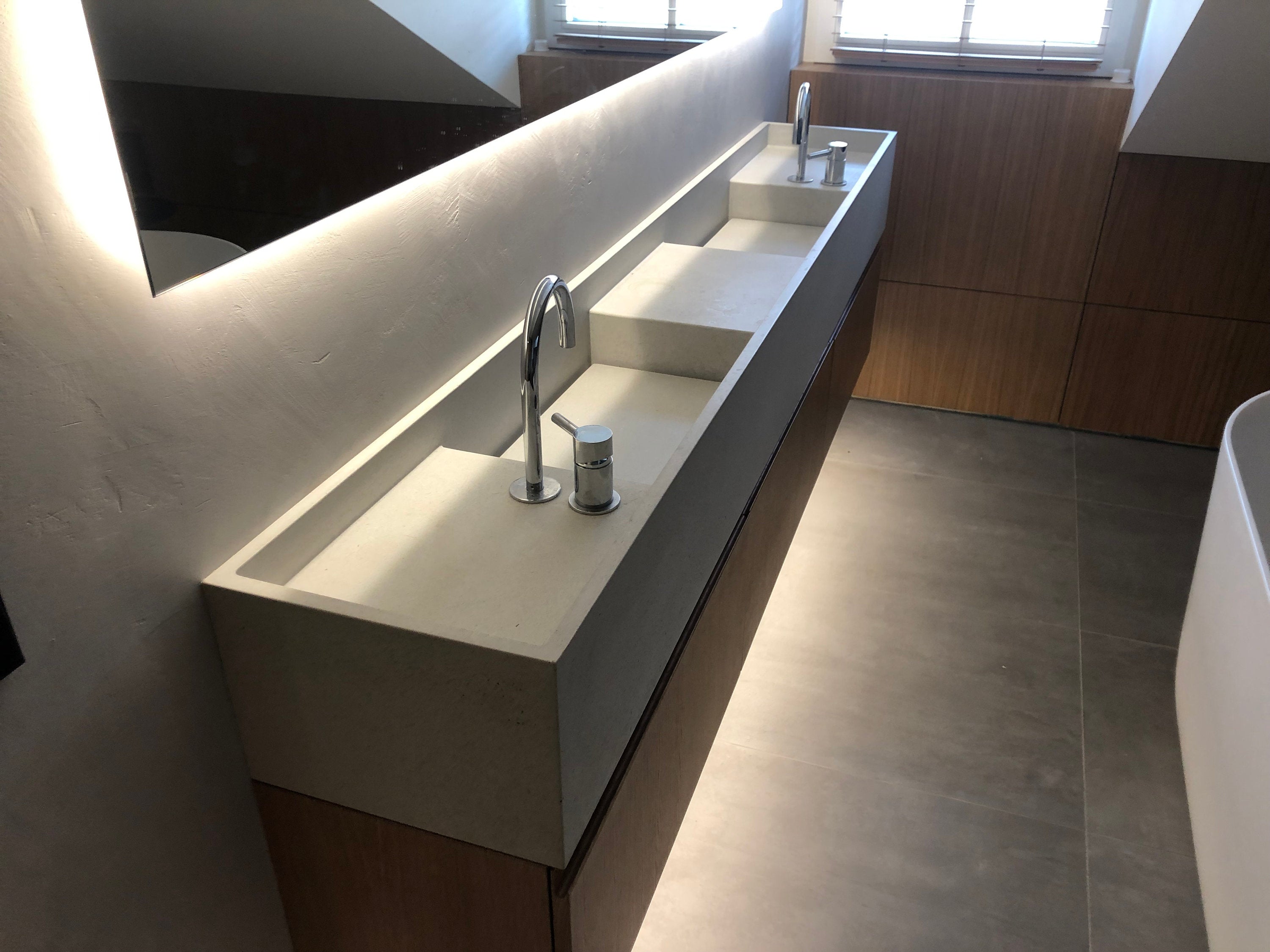 Custom made concrete sink, bathroom vanity - betono.lt