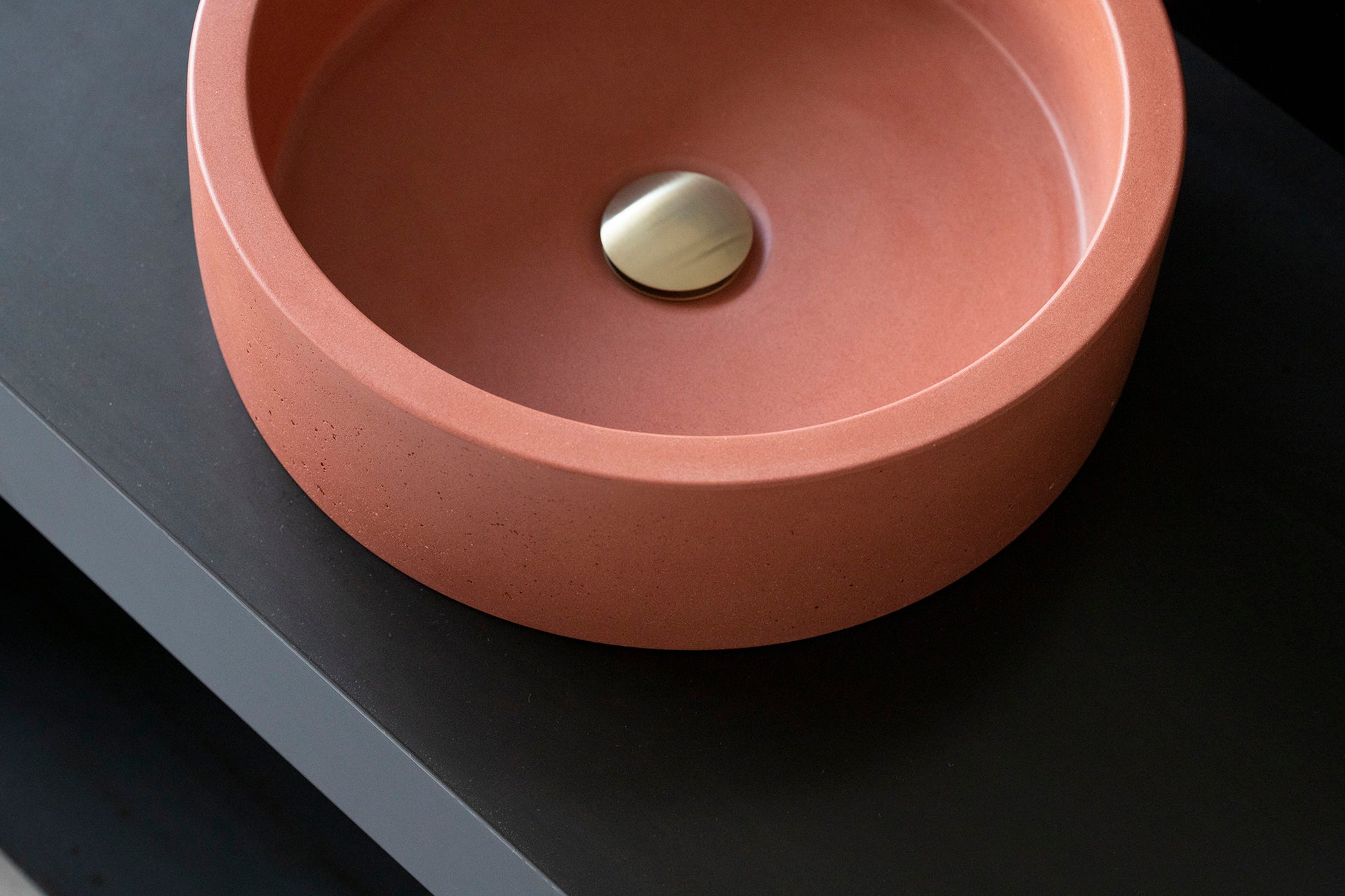 Concrete sink | Wash basin | Round sink | Pink | Two sizes D40cm and D32cm - betono.lt