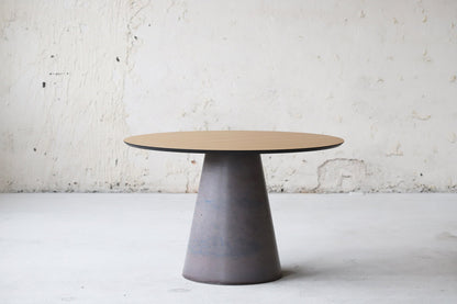 Concrete dining table base - betono.lt