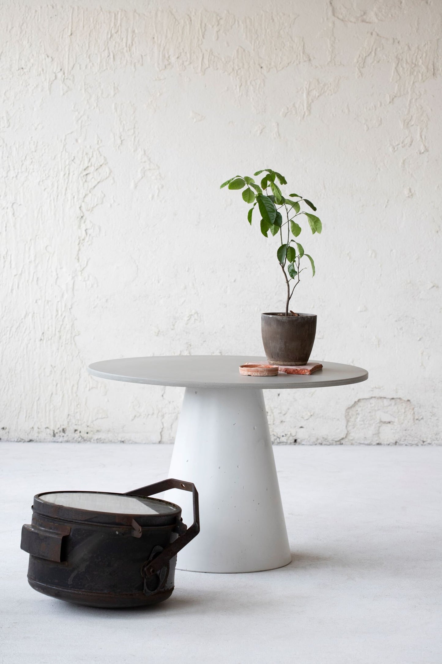 Concrete dining table | Many colors available | - betono.lt